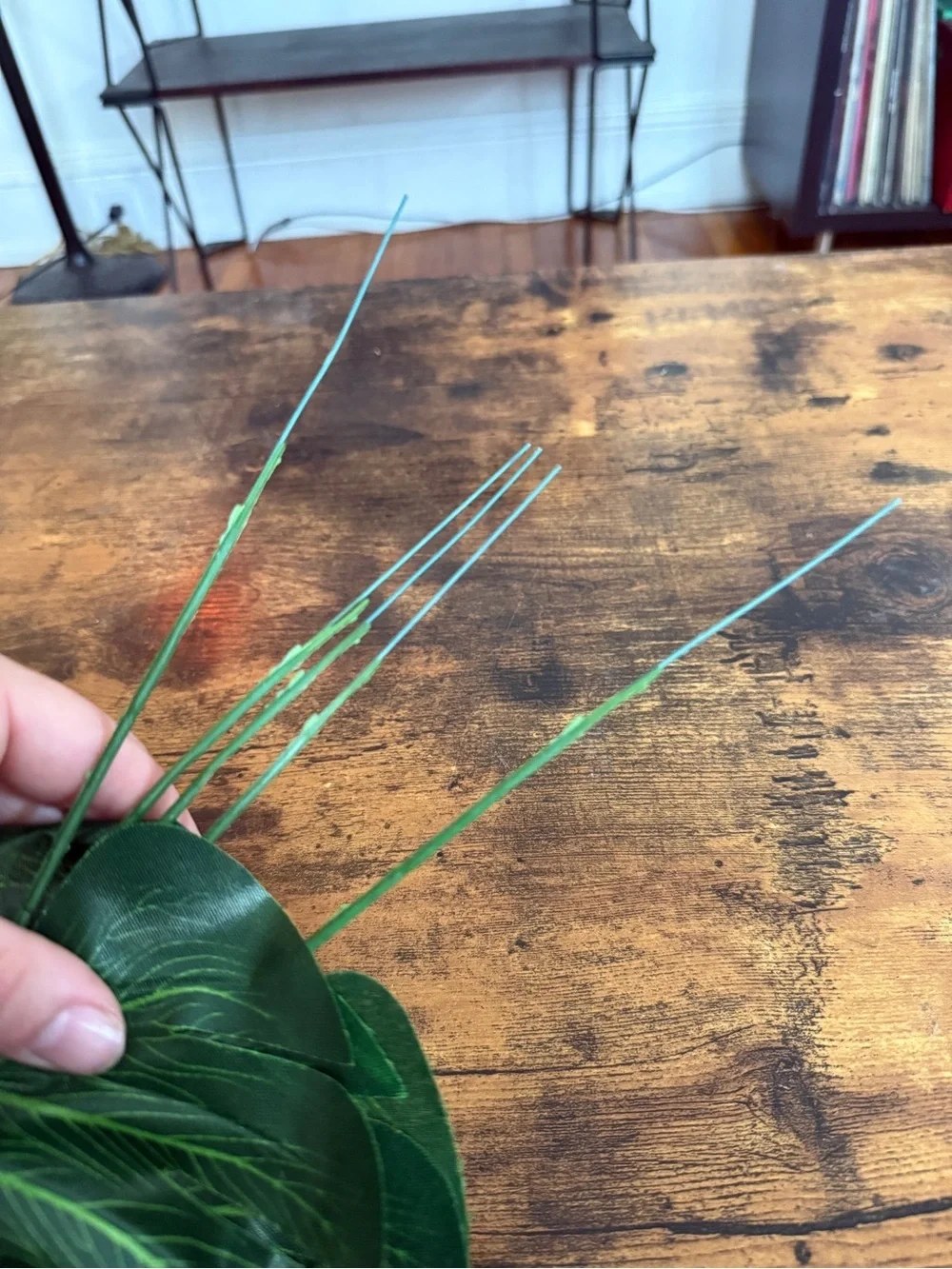 Set of 5 Faux Monstera Leaves - Green